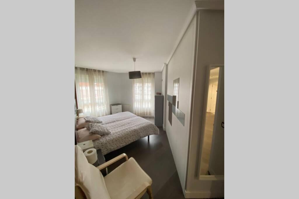 Apartamento Argenta Кастро-Урдіалес Екстер'єр фото